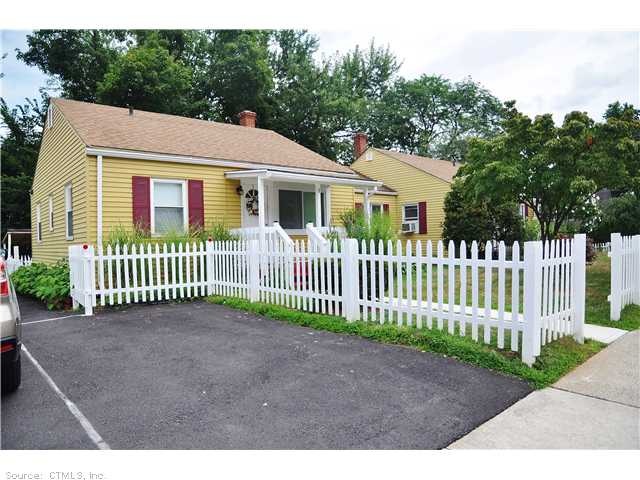 6 Vine Hill Rd, West Hartford, CT 06110 - photo 1