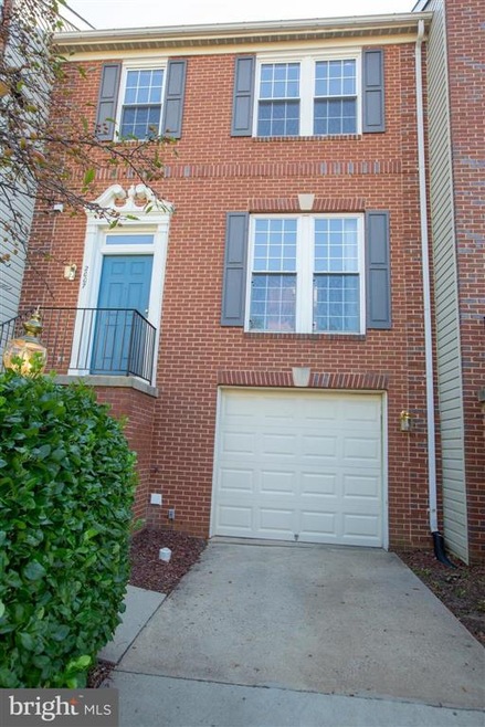 2007 Madrillon Springs Ct, Vienna, VA 22182 - photo 1
