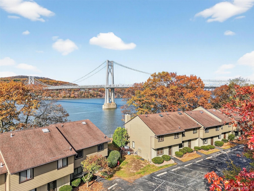 28 Hudson Heights Dr, Poughkeepsie, NY 12601 - photo 1