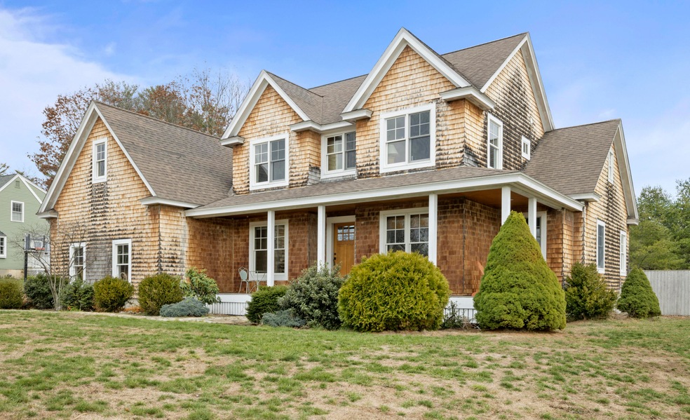 FRONT EXTERIOR