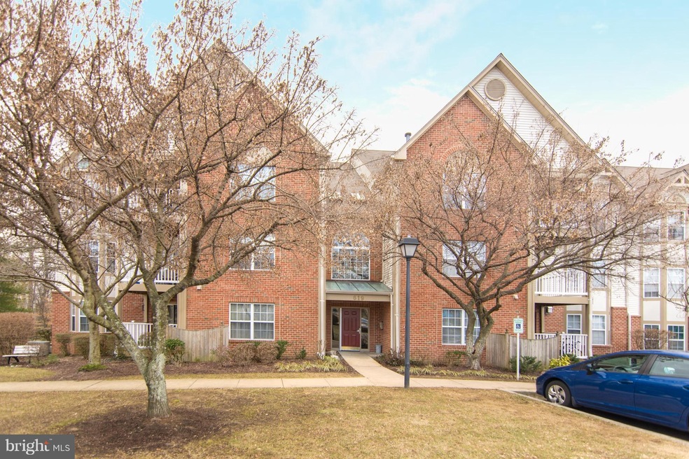 619 Admiral Dr unit 303, Annapolis, MD 21401 - photo 1