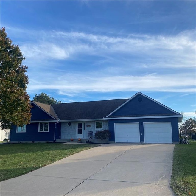 5149 SW Raintree Pkwy, Lees Summit, MO 64082 - photo 1