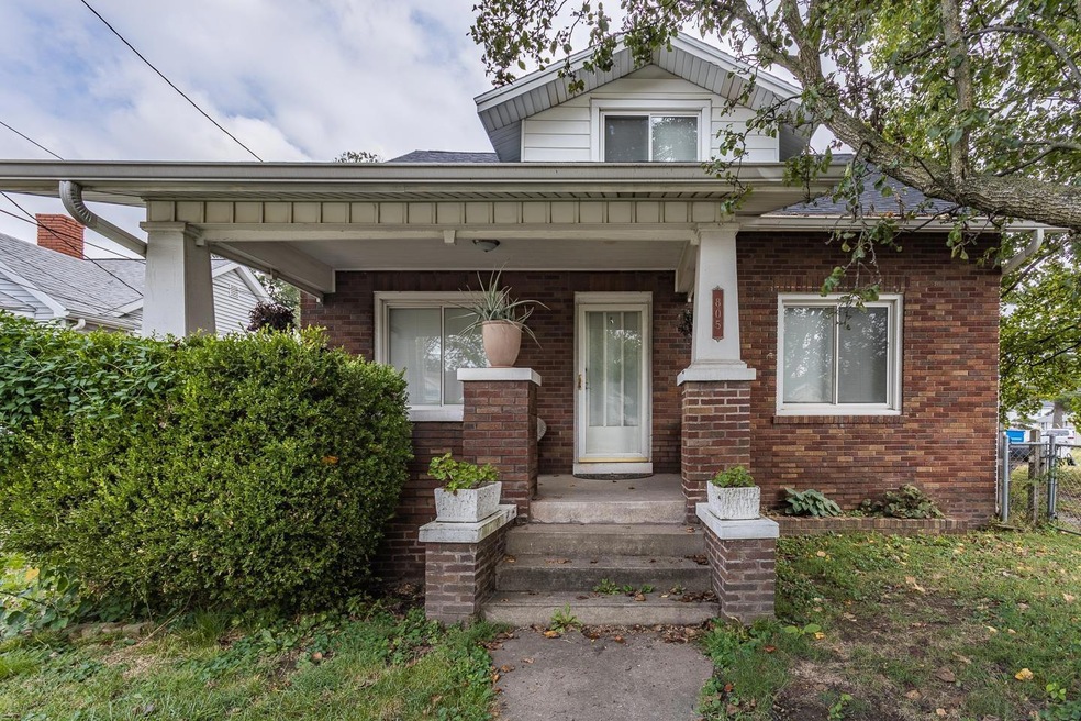 Fantastic opportunity for this multi-use property!