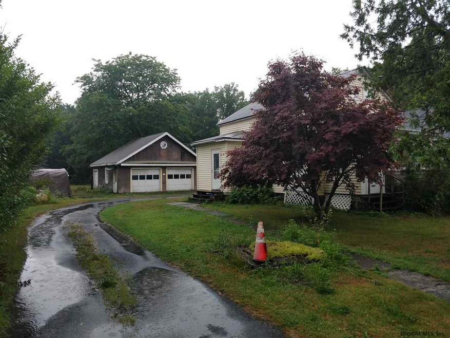 1040 Western Rd, Castleton On Hudson, NY 12033 - photo 1