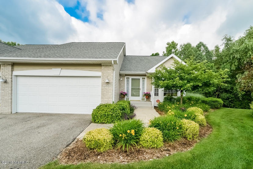 001-Front_View-2896230-small