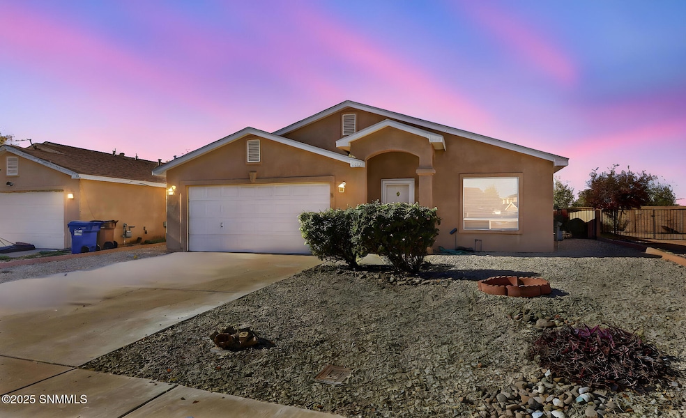 1345 Mogollon Rd, Las Cruces, NM 88007 - photo 1