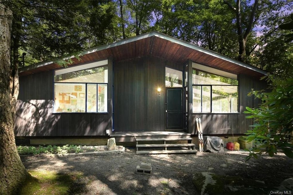 52 Old Forge Dr, Carmel, NY 10512 - photo 1