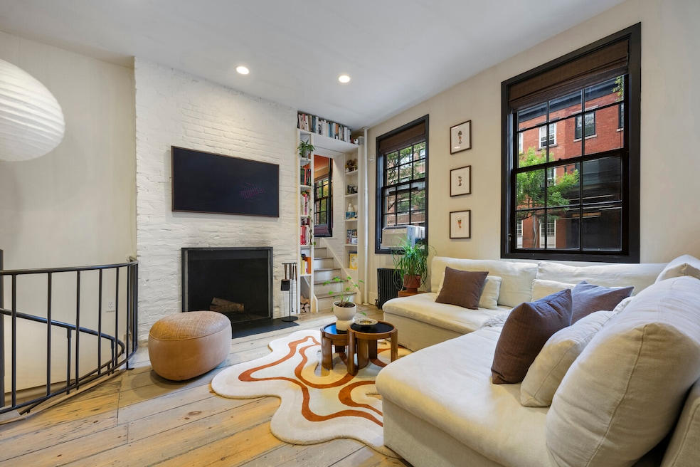 For Sale $1,495,000 • Co-Listing Agent