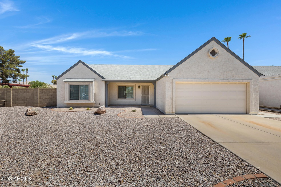 1423 E Todd Dr-2