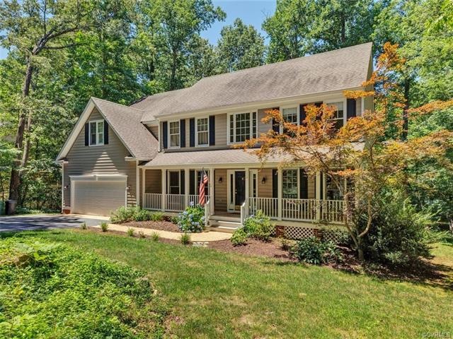 Stunning custom built home situated on estate-size