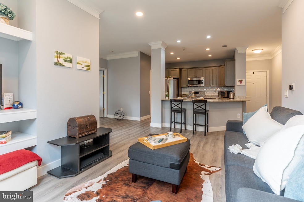 1530 Spring Gate Dr unit 9121, McLean, VA 22102 - photo 1