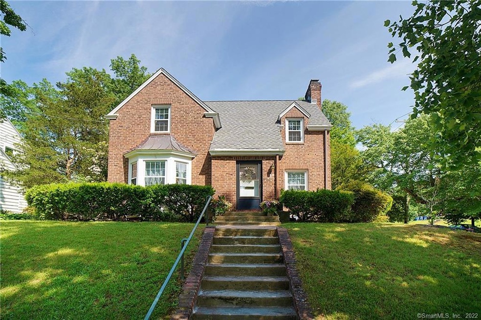 7 Bellevue Rd, New Haven, CT 06511 - photo 1