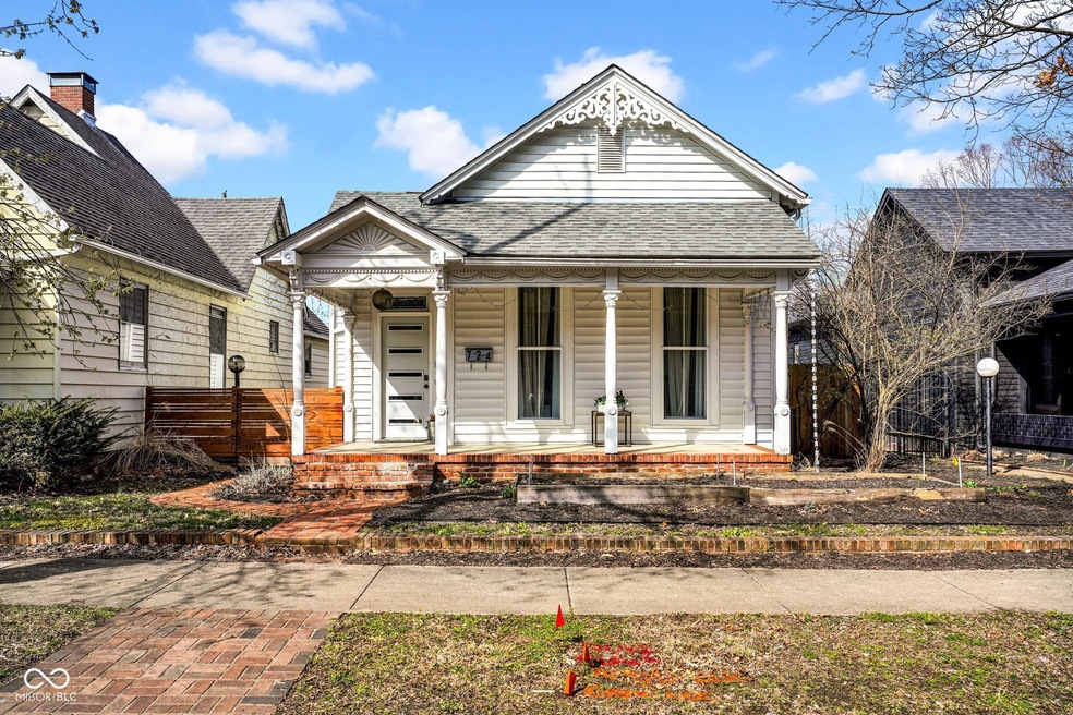 724 Lafayette Ave, Columbus, IN 47201 - photo 1