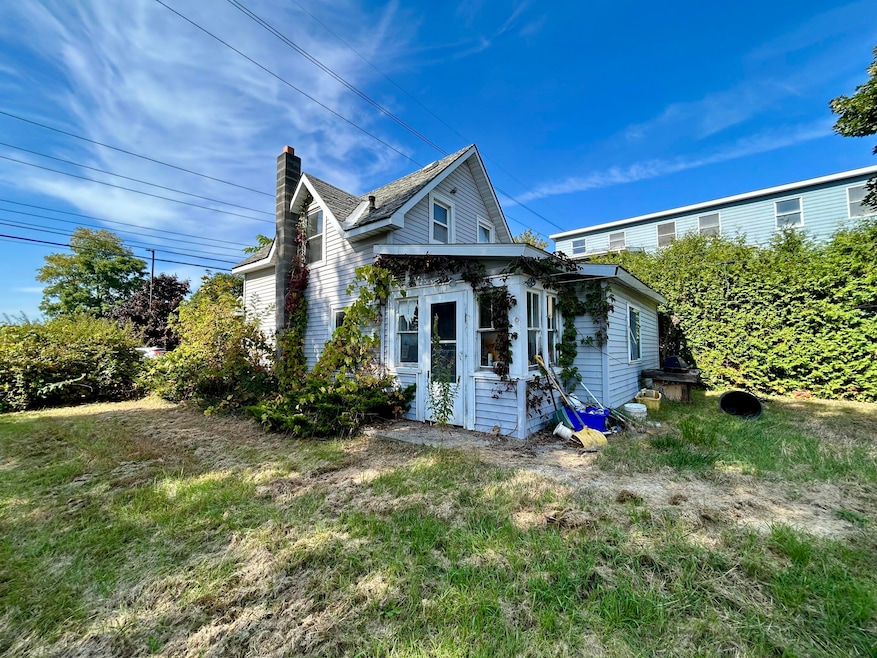 70 Wall St, Plattsburgh, NY 12901 MLS 200653