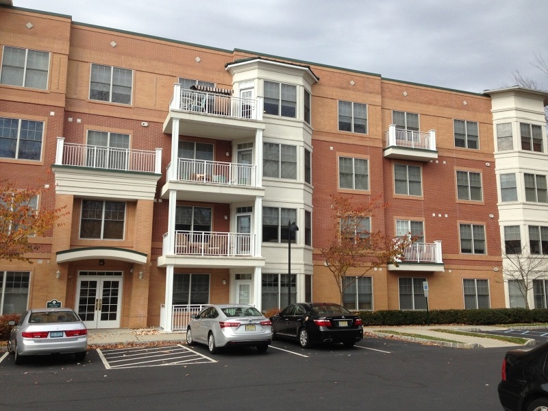 5310 Pointe Gate Dr unit 5310, Livingston, NJ 07039 - photo 1