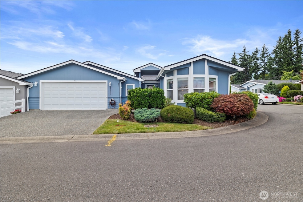 27225 217th Place SE unit 161, Maple Valley, WA 98038 - photo 1