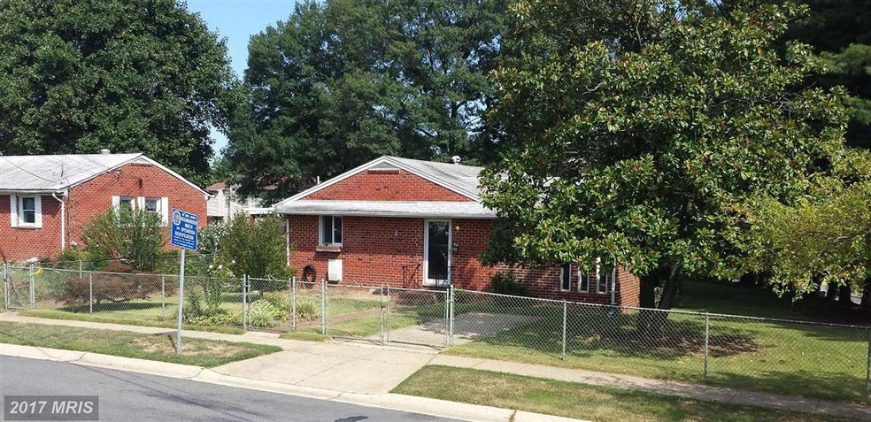 6509 Livingston Rd, Oxon Hill, MD 20745 - photo 1