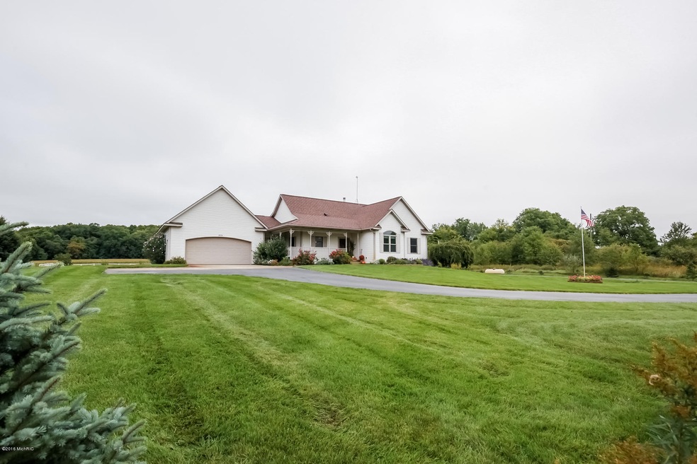 002-Front_View-3262822-medium