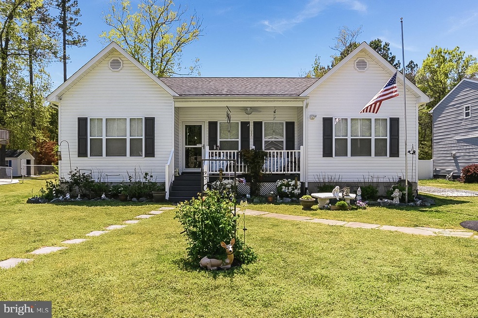 93 Greenway Dr, Colonial Beach, VA 22443 - photo 1