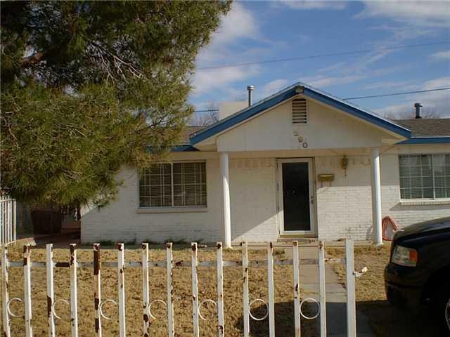 290 Yolanda Dr, El Paso, TX 79915 - photo 1