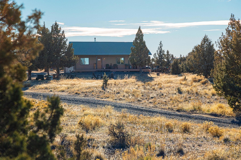 2578 SE Reservoir Rd (3 of 32)
