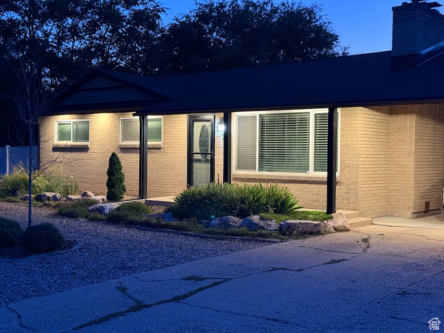 174 W Dawson St, Layton, UT 84041 - photo 1