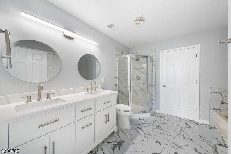 203 Tulsa Ct unit 66B03, Hackettstown, NJ 07840 - photo 1