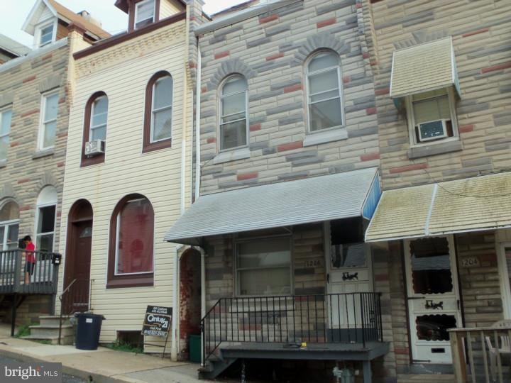 1206 Fidelity St, Reading, PA 19604 - photo 1