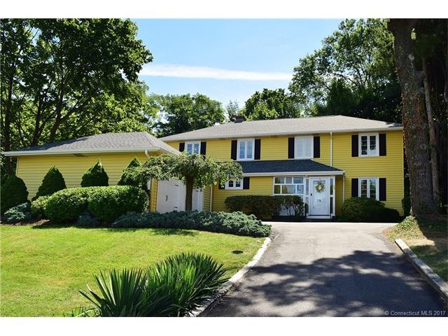 35 Hooker Dr, West Hartford, CT 06107 - photo 1
