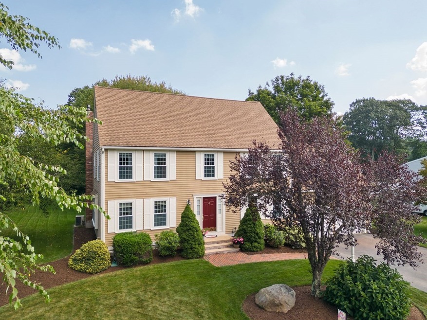 5 Crestview Ave, Medway, MA 02053 - photo 1