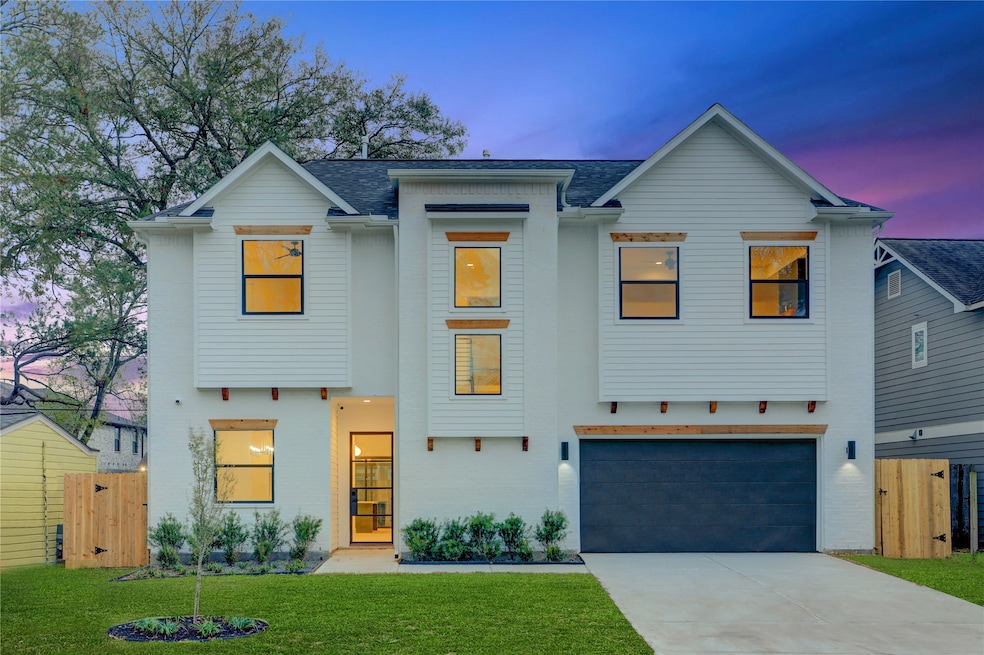 1435 Curtin St, Houston, TX 77018 - photo 1