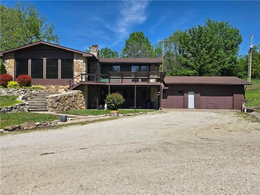 33295 Bethel Church Rd, Osawatomie, KS 66064 - photo 1