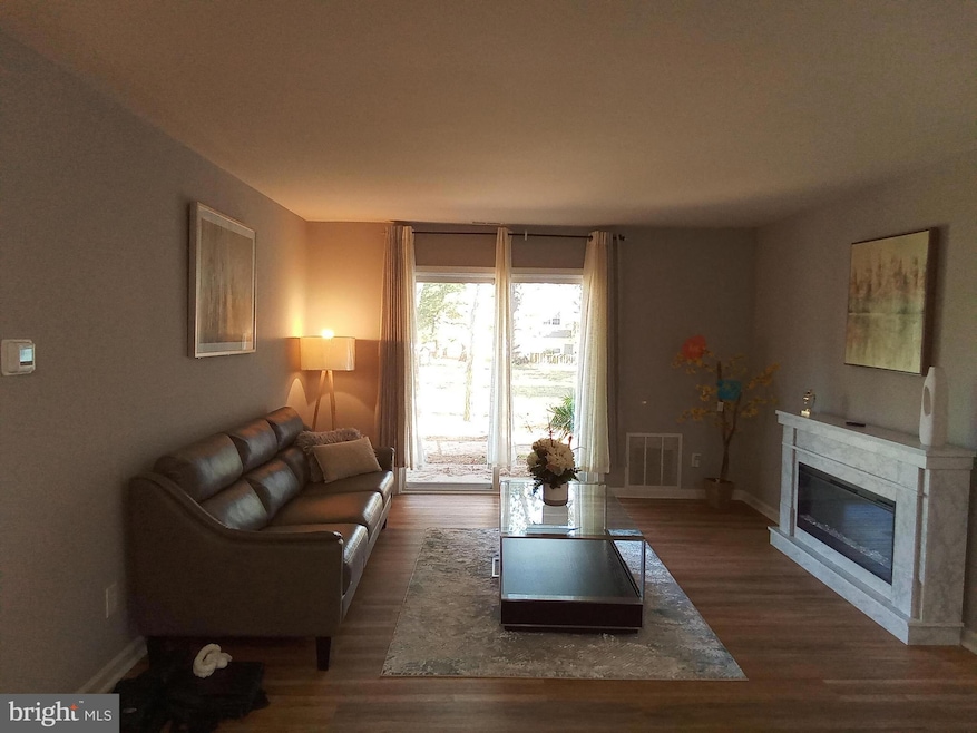 1054 Tristram Cir unit 4, Mantua, NJ 08051 - photo 1