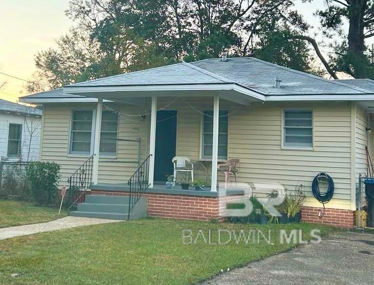 105 11th Ave, Mobile, AL 36611 - photo 1