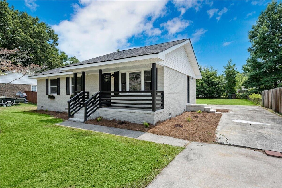 186 Monitor Cir, Moncks Corner, SC 29461 - photo 1