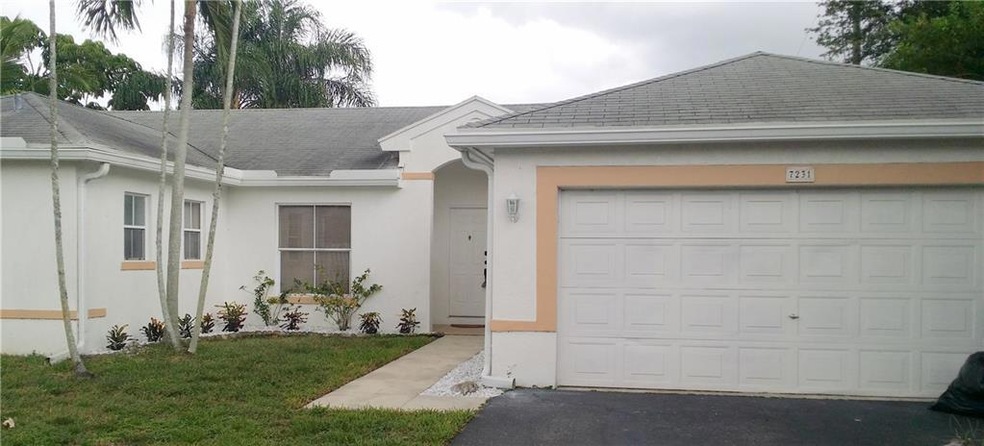 7231 SW 39th Ct, Davie, FL 33314 - photo 1