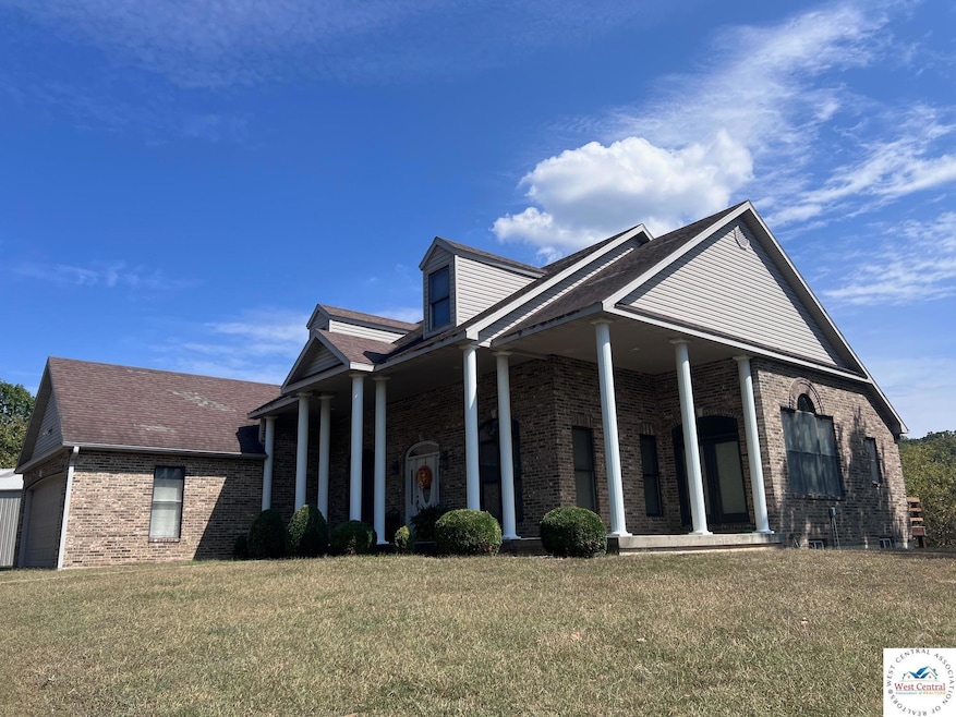 For Sale $869,550 • Co-Listing Agent