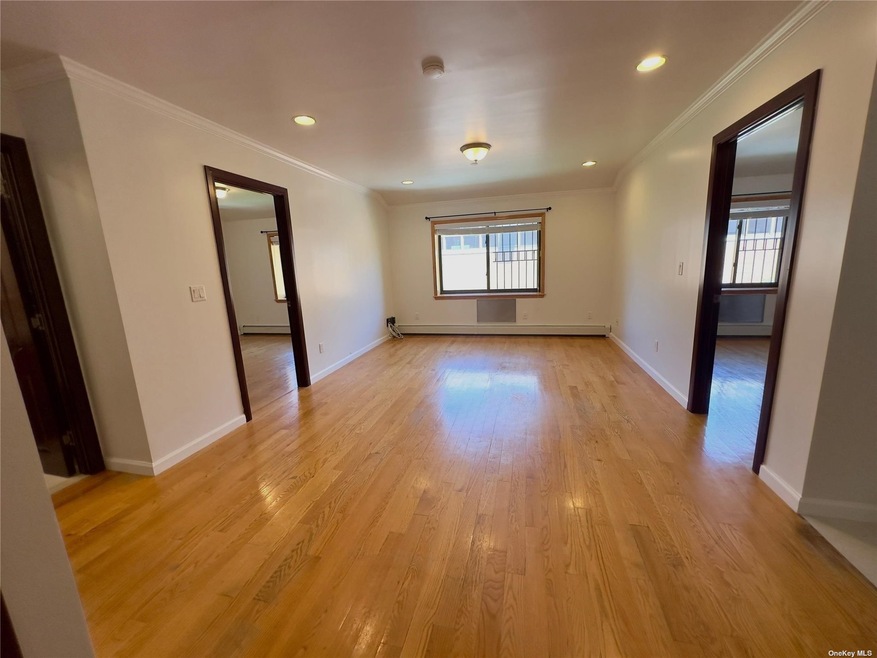 7548 Parsons Blvd, Fresh Meadows, NY 11366 - photo 1