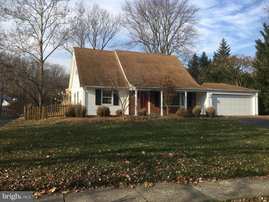 13026 Maple View Ln, Fairfax, VA 22033 - photo 1