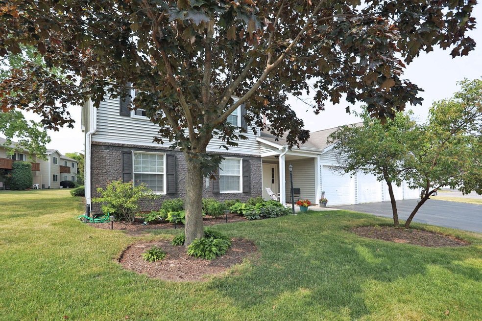 633 Mallard Ct unit A1, Bartlett, IL 60103 - photo 1