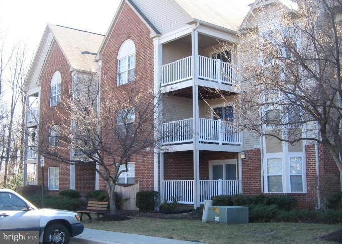 619 Admiral Dr unit 204, Annapolis, MD 21401 - photo 1