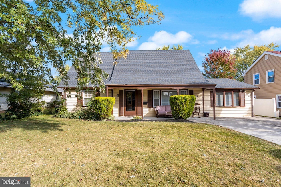 38 Hamilton Ln, Willingboro, NJ 08046 - photo 1