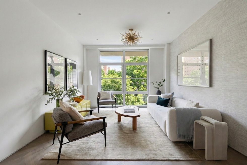 350 E 18th St unit 5B, New York, NY 10003 - photo 1