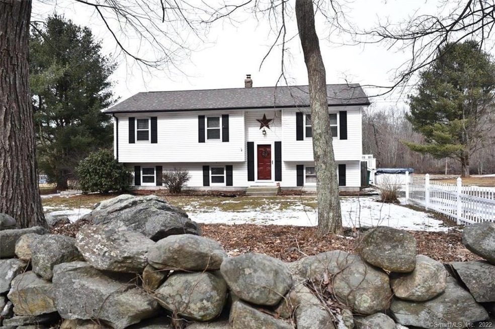 484 Kate Downing Rd, Plainfield, CT 06374 - photo 1