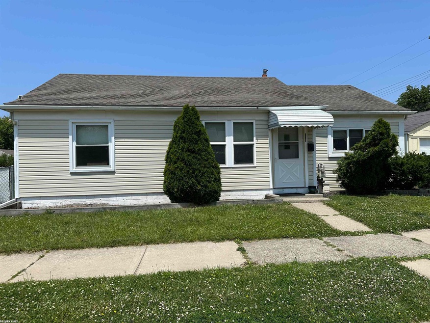 26700 Clancy St, Roseville, MI 48066 - photo 1