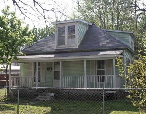 917 N Main St, Bentonville, AR 72712 - photo 1