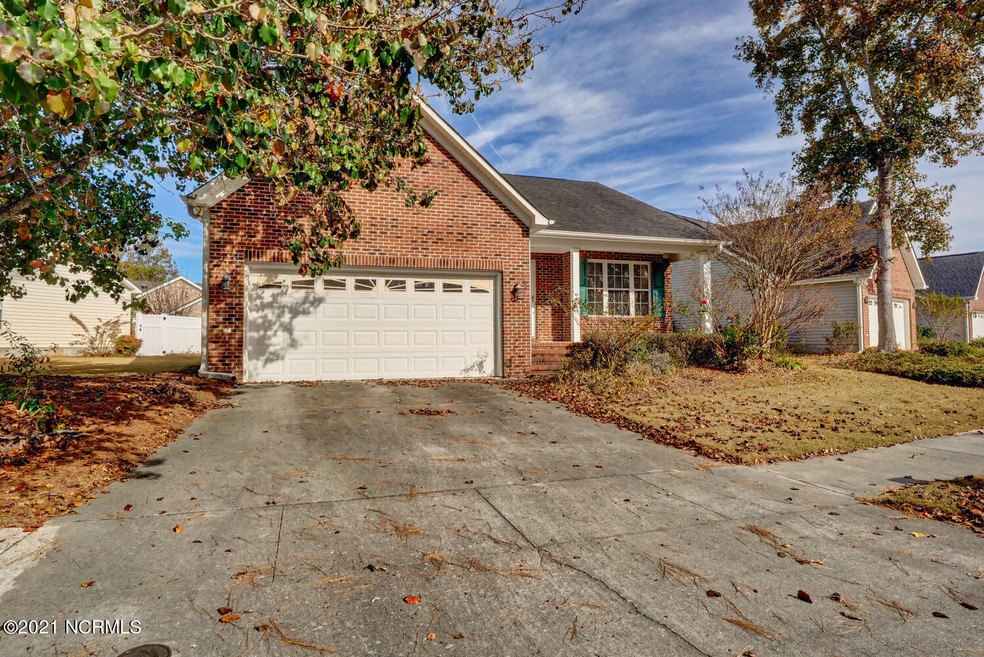 3909 Rounding Bend Ln-large-002-014-P583