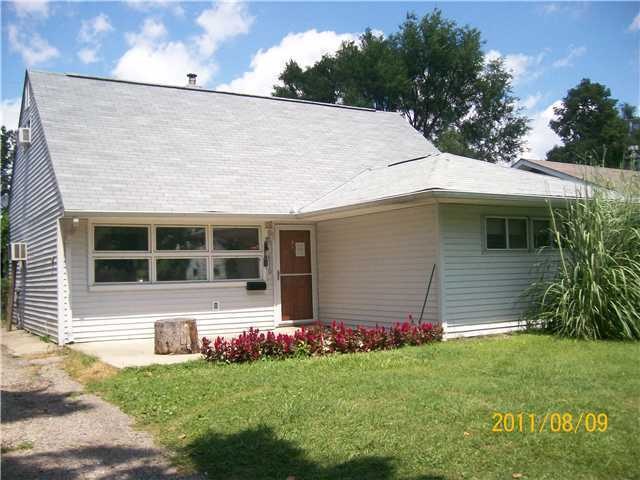 4110 Virginia Cir E, Columbus, OH 43213 - photo 1