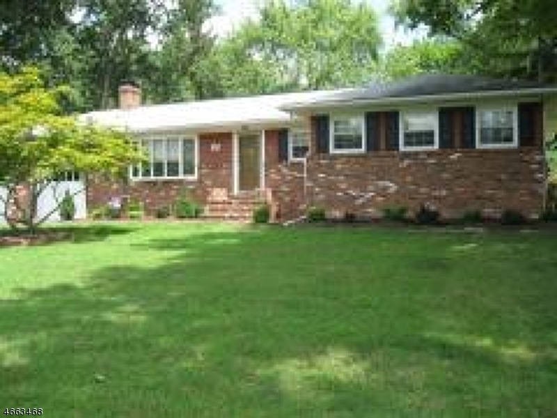 1663 Brookdale Dr, Martinsville, NJ 08836 - photo 1