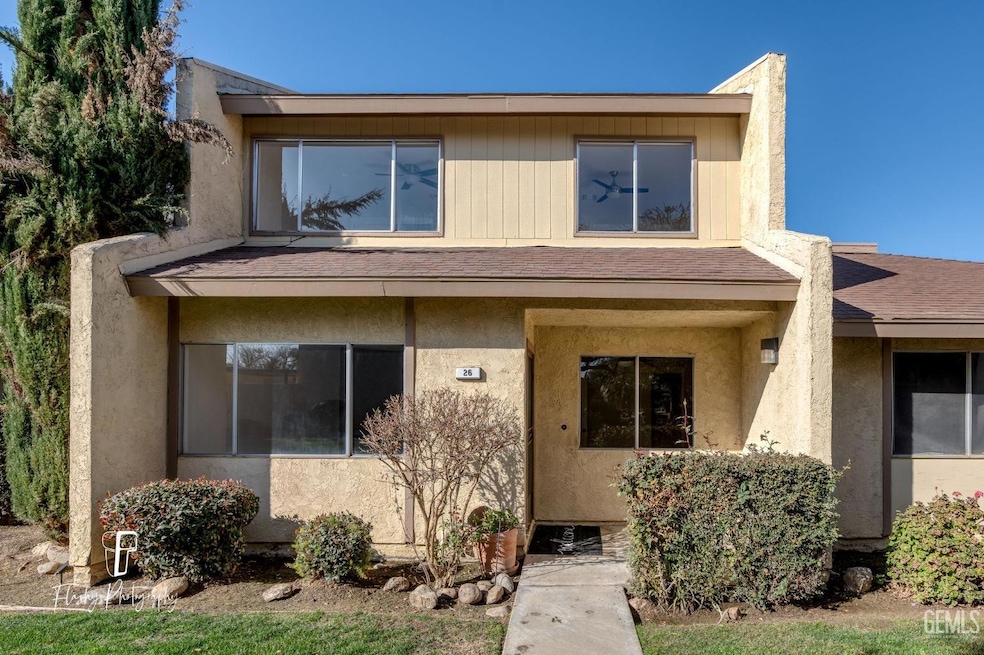 930 Olive Dr Unit 26, Bakersfield, CA 93308 MLS 202312445